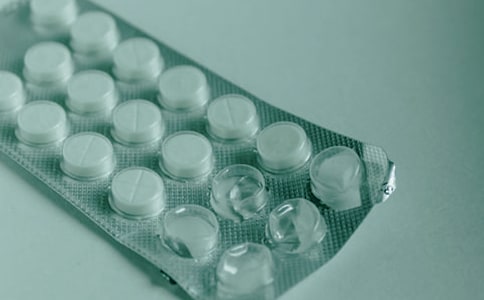 我學(xué)會(huì)了吃藥作文