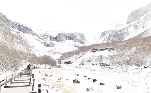 �A(y��)��������Ⱦ�������µľ����vԒ�巶��