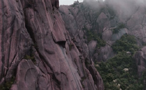 �Sɽ�����Ľ�(j��ng)�䡾3ƪ��