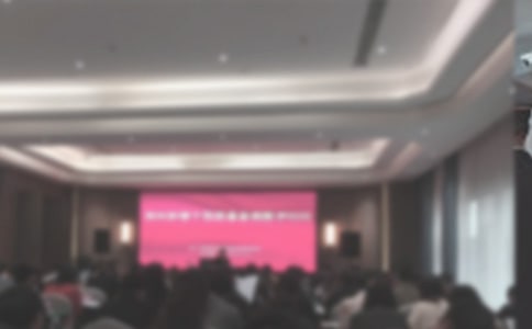 2018���l(xi��ng)�(zh��n)���Ӹɲ���(g��)����������(b��o)��