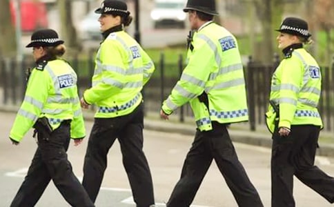 交警叔叔作文(精選29篇)