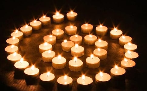 蠟燭的啟示作文8篇