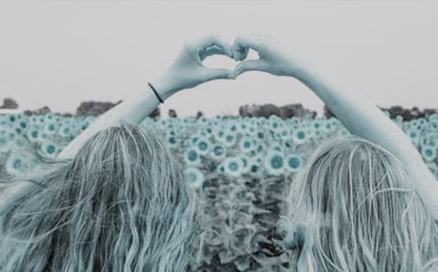 ��Ů�������Ĝ�ܰ����