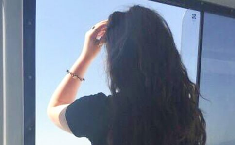 �������Ů����