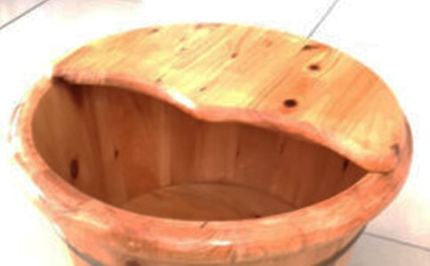 用醋泡腳消除疲勞強身健體