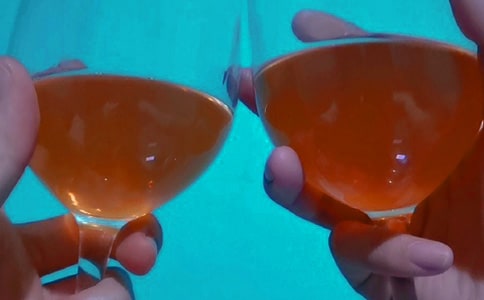 適量飲用葡萄酒好處多說明文