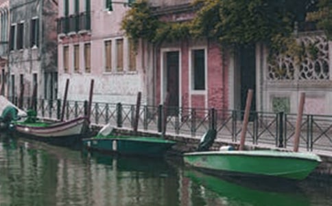 ����˹��Сͧ��Ʒ�̰�