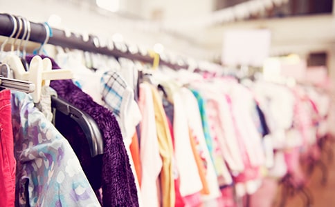 補(bǔ)衣服小學(xué)作文650字