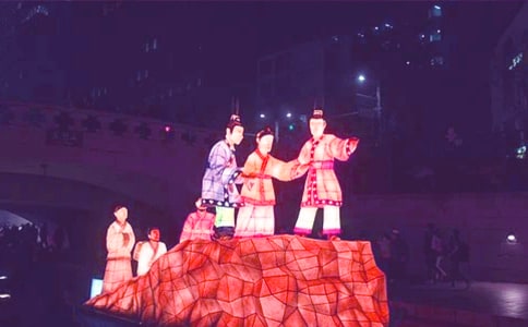 Ԫ�����i���(d��ng)�߄��������ģ����x8ƪ��